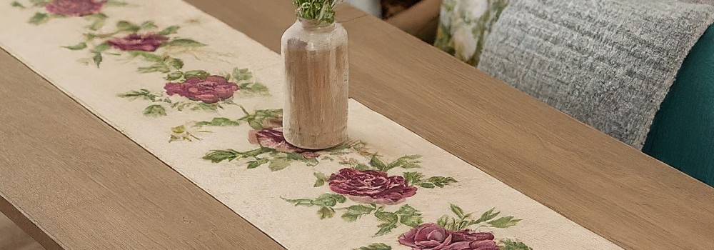 table runner canada